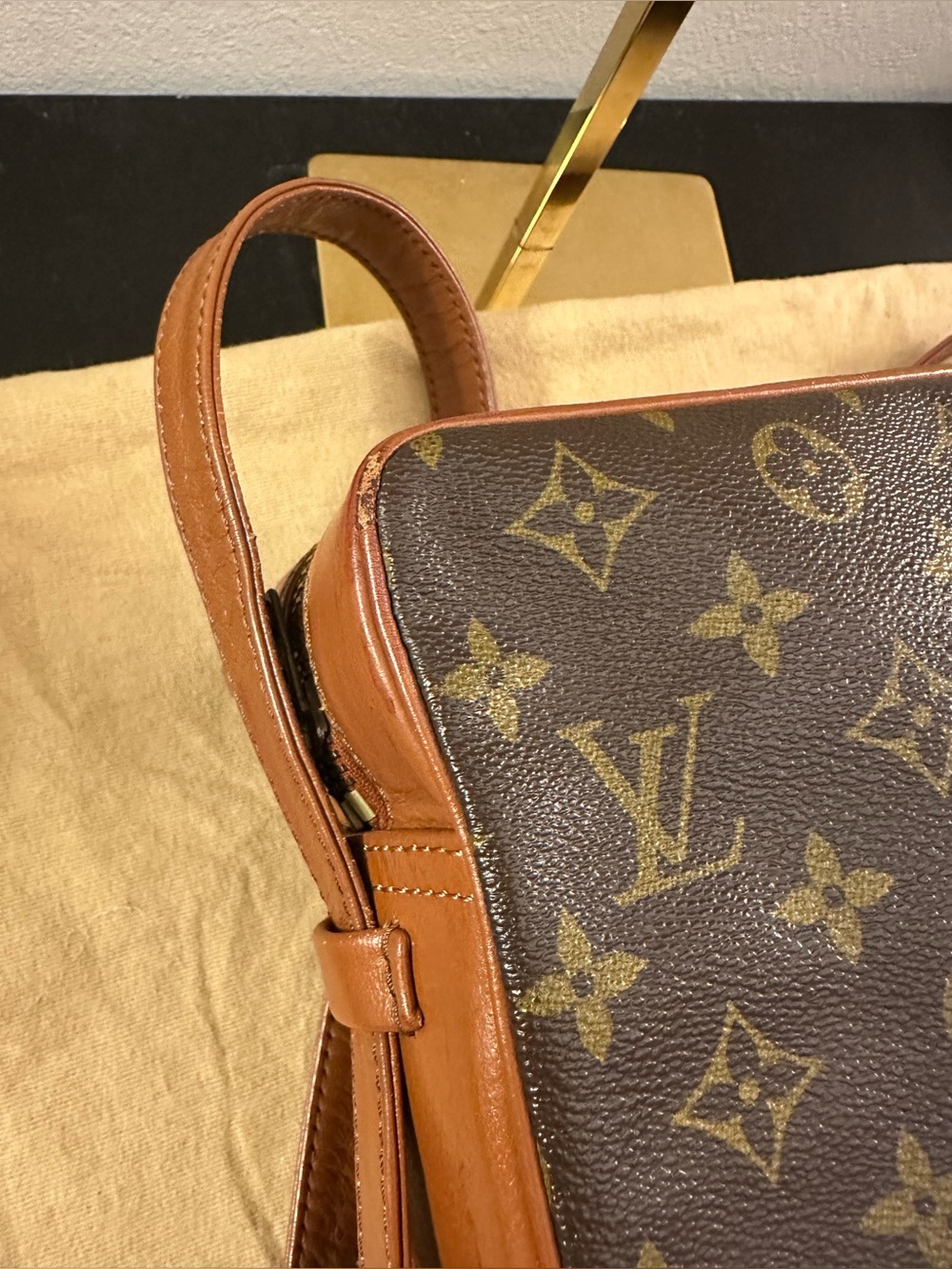Louis Vuitton Monogram Sac Bandouliere Shoulder Bag with dustbag - Picture 11 of 15